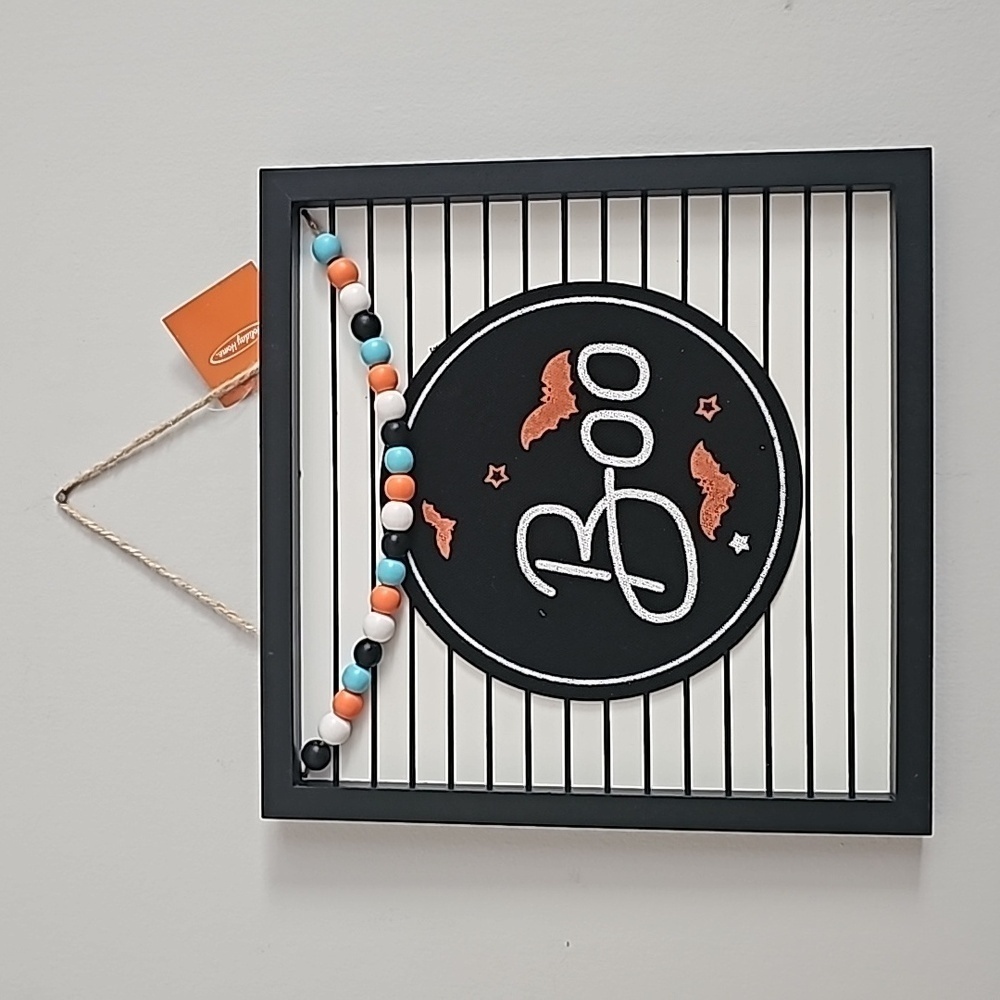 🎃Halloween Beaded 'BOO' Wall Hanging